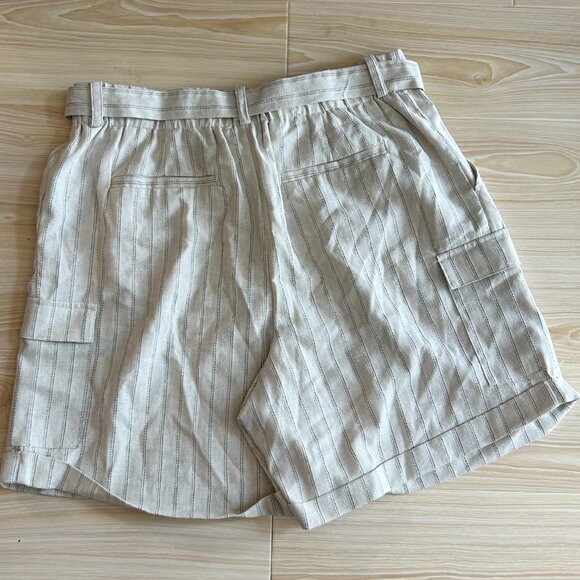 Nwot Modern Works shorts in beige and gray strips women's size large - Picture 2 of 8